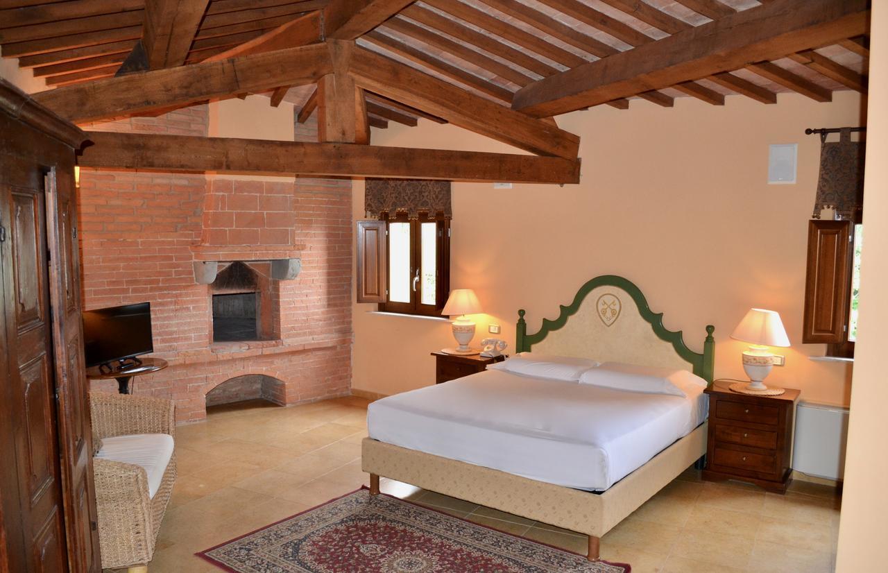 Castello Delle Serre Bed & Breakfast